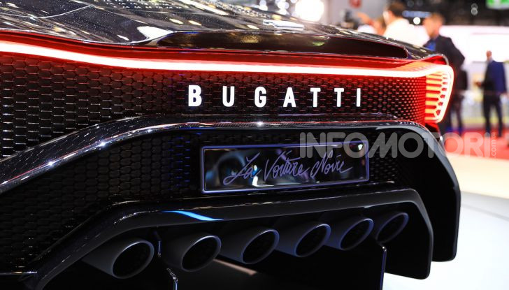Bugatti La Voiture Noire: supercar da 11 milioni di euro - Foto 30 di 32