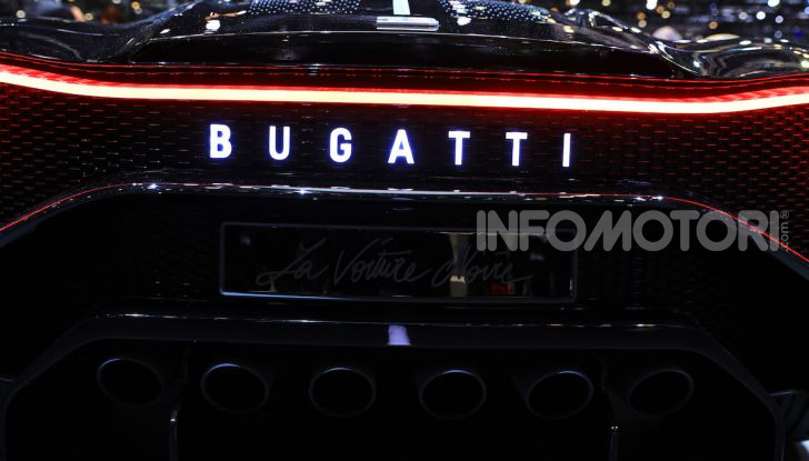Bugatti La Voiture Noire: supercar da 11 milioni di euro - Foto 31 di 32