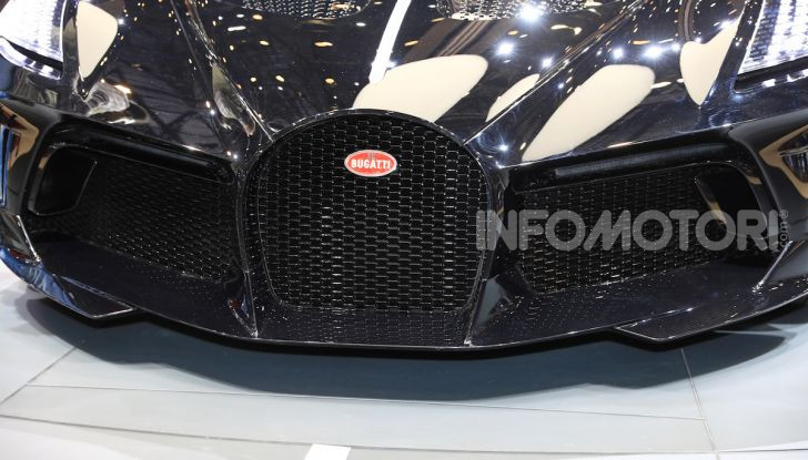 Bugatti La Voiture Noire: supercar da 11 milioni di euro - Foto 5 di 32