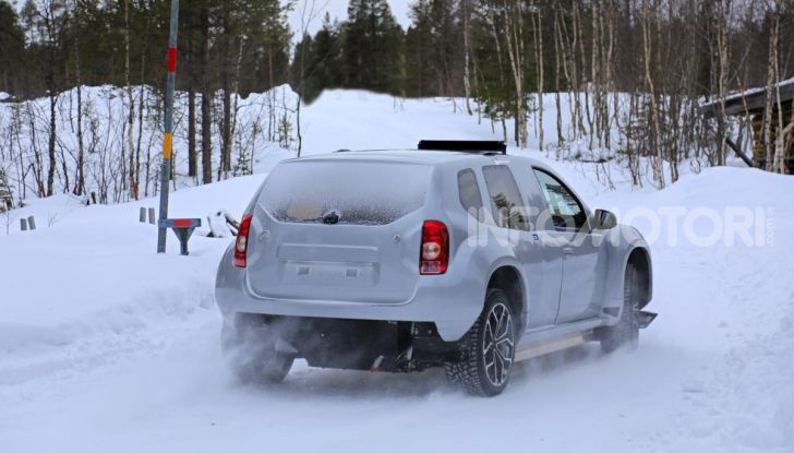 Dacia Duster Elettrica 2020: Regina del best-buy a zero emissioni - Foto 8 di 16
