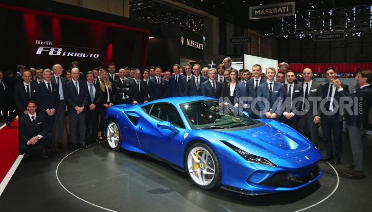 Ferrari F8 Tributo, berlinetta a motore centrale-posteriore - Foto 17 di 20