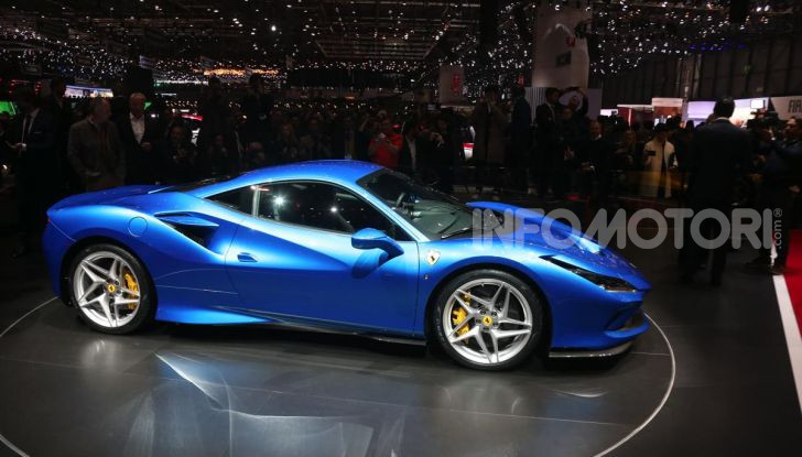 Ferrari F8 Tributo, berlinetta a motore centrale-posteriore - Foto 5 di 20