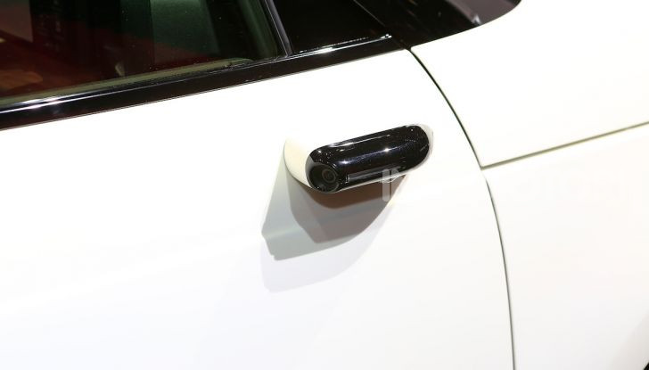 Honda e-Prototype: la nuova auto elettrica giapponese - Foto 7 di 13