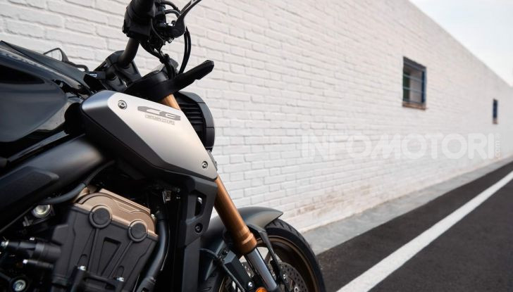 Prova su strada Honda CB650R e CBR650R 2019, caratteristiche, prezzi ed opinioni - Foto 5 di 78