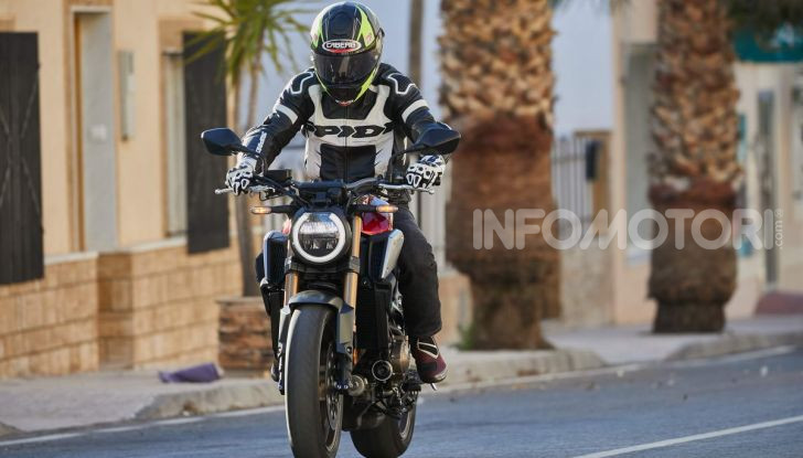 Prova su strada Honda CB650R e CBR650R 2019, caratteristiche, prezzi ed opinioni - Foto 26 di 78