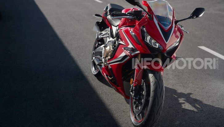Prova su strada Honda CB650R e CBR650R 2019, caratteristiche, prezzi ed opinioni - Foto 45 di 78