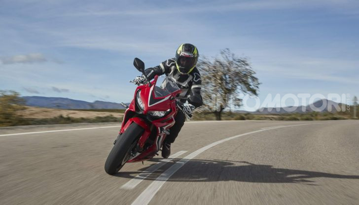 Prova su strada Honda CB650R e CBR650R 2019, caratteristiche, prezzi ed opinioni - Foto 59 di 78