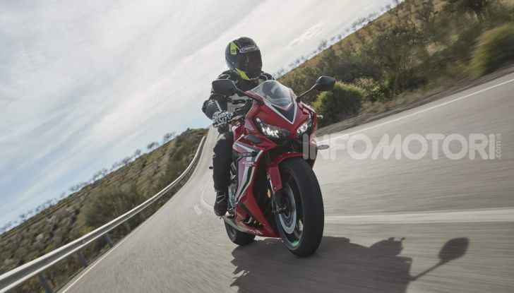 Prova su strada Honda CB650R e CBR650R 2019, caratteristiche, prezzi ed opinioni - Foto 63 di 78