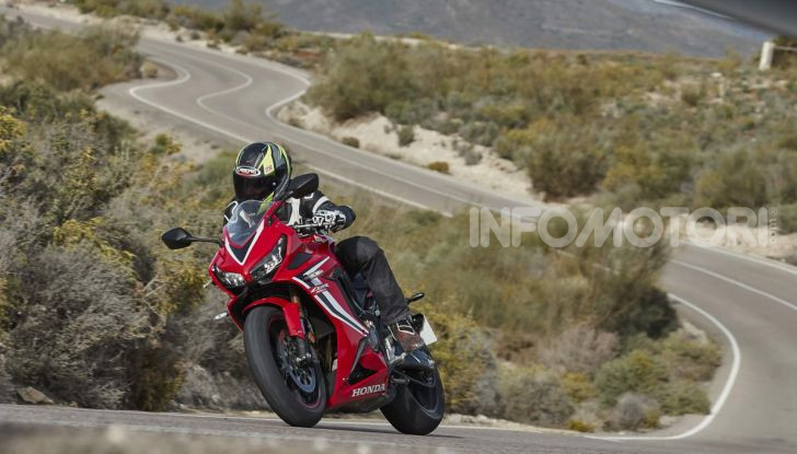 Prova su strada Honda CB650R e CBR650R 2019, caratteristiche, prezzi ed opinioni - Foto 68 di 78