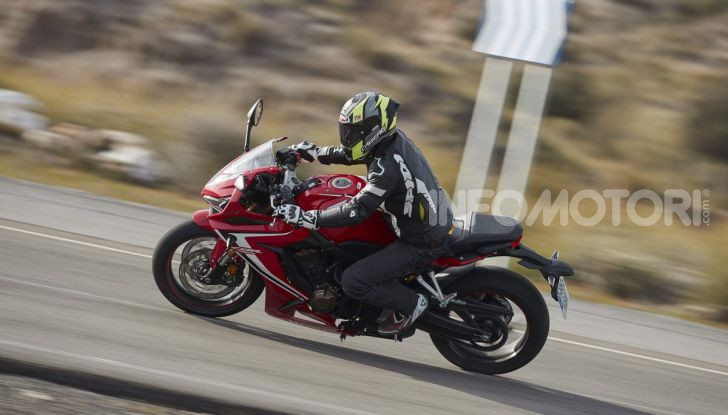 Prova su strada Honda CB650R e CBR650R 2019, caratteristiche, prezzi ed opinioni - Foto 75 di 78