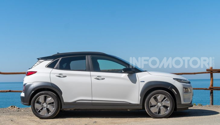Hyundai Kona Electric: il suo valore residuo cresce del 6,4% - Foto 17 di 46