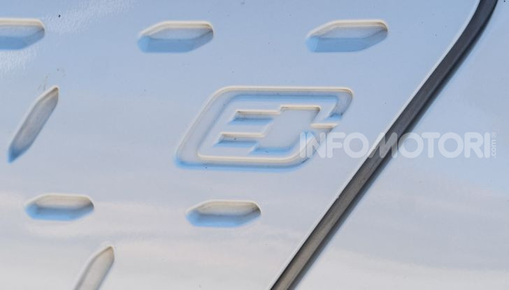 Hyundai Kona Electric: il suo valore residuo cresce del 6,4% - Foto 25 di 46