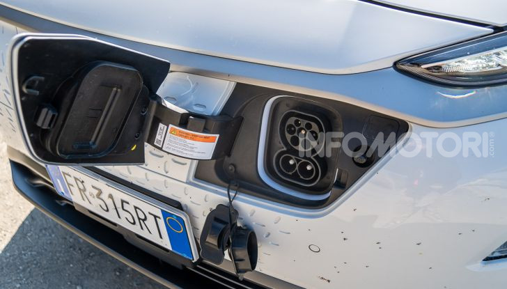 Hyundai Kona Electric: il suo valore residuo cresce del 6,4% - Foto 26 di 46