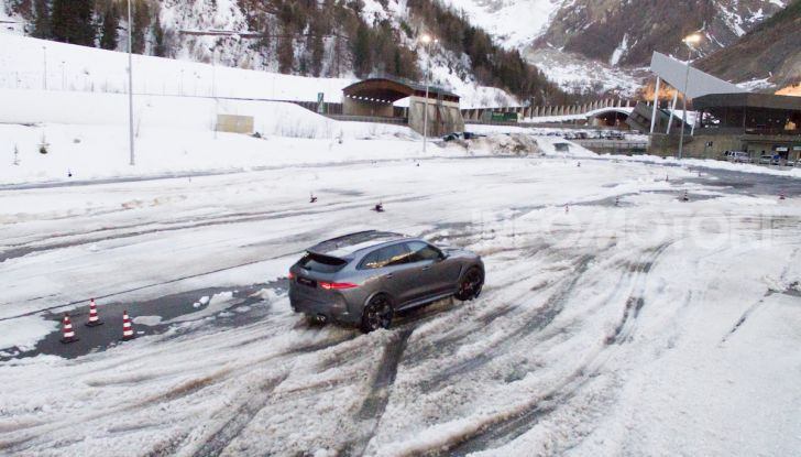 Jaguar F-Pace: tutte le novità della versione 2019 - Foto 19 di 32