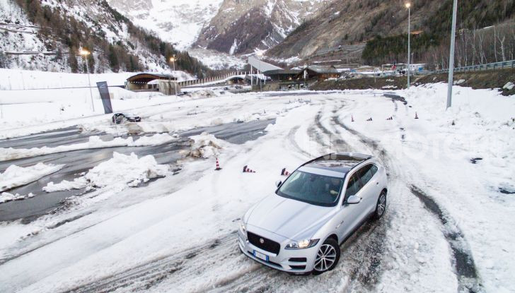 Jaguar F-Pace: tutte le novità della versione 2019 - Foto 22 di 32