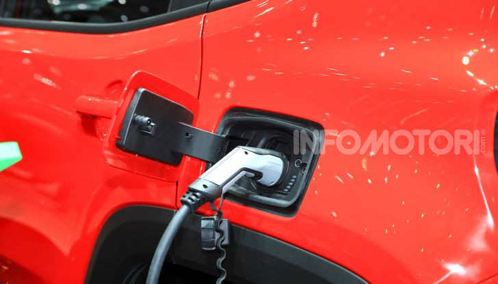 Jeep Compass e Renegade 4Xe: al via le ordinazioni - Foto 25 di 28