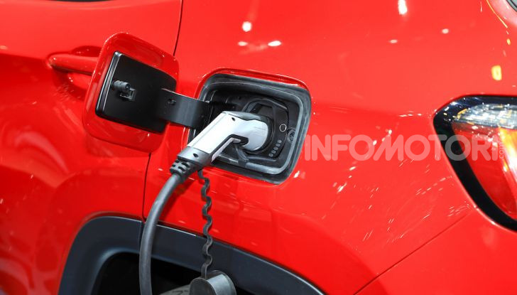 Jeep Compass e Renegade 4Xe: al via le ordinazioni - Foto 4 di 28