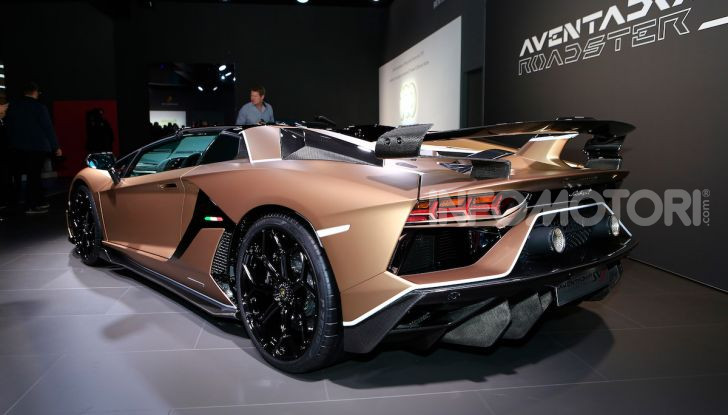 Lamborghini Aventador SVJ Roadster - Foto 12 di 15