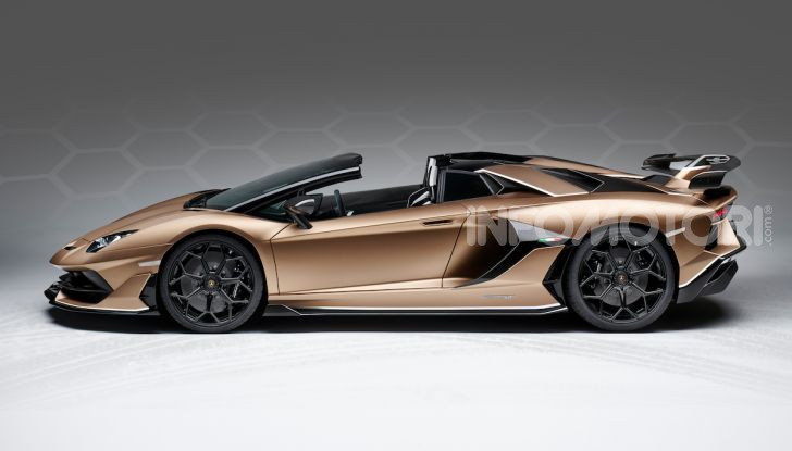 Lamborghini conferma l’interesse verso gli NFT: in arrivo un’Aventador speciale? - Foto 19 di 33