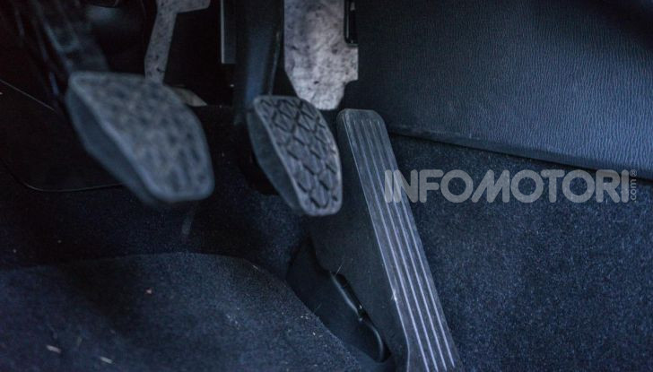 Prova Mazda CX-3 con il benzina da 121CV: tanto divertimento e stile! - Foto 24 di 36