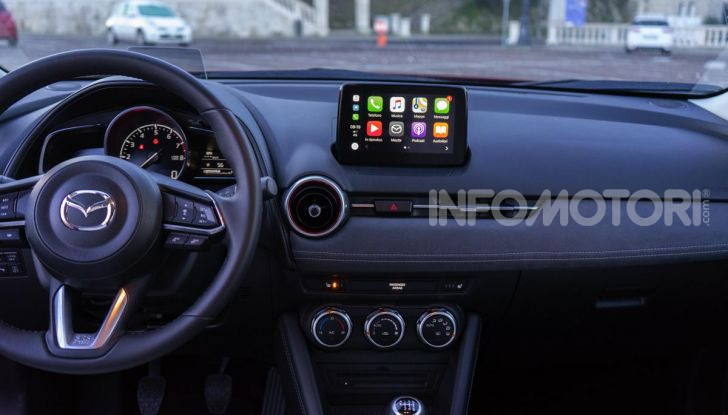 Prova Mazda CX-3 con il benzina da 121CV: tanto divertimento e stile! - Foto 26 di 36