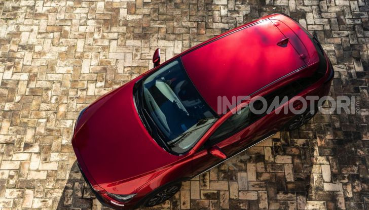 Prova Mazda CX-3 con il benzina da 121CV: tanto divertimento e stile! - Foto 4 di 36