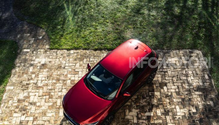 Prova Mazda CX-3 con il benzina da 121CV: tanto divertimento e stile! - Foto 10 di 36
