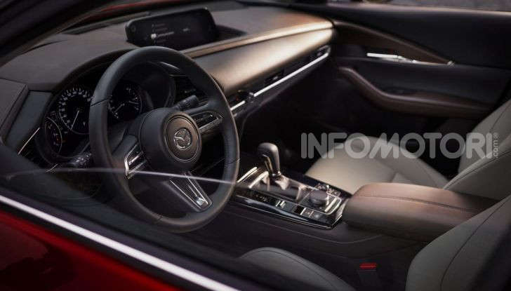 Mazda CX-30, il SUV compatto anche Mild Hybrid - Foto 18 di 19