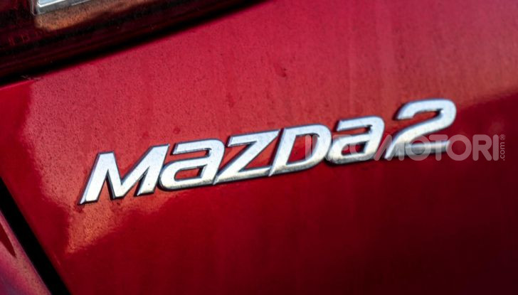 Prova nuova Mazda2: la leggerezza dell’1.5 Skyactiv-G da 90CV a benzina - Foto 6 di 26