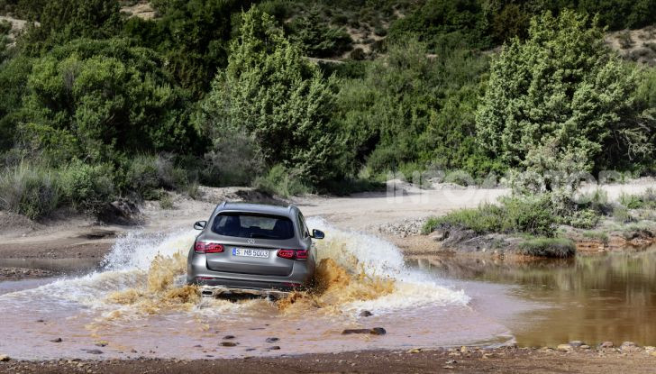 Nuova Mercedes GLC: per la strada e per l’offroad - Foto 10 di 26