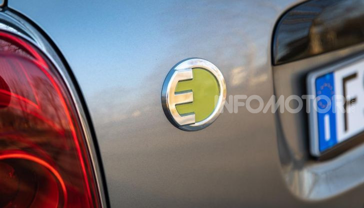 Prova MINI Countryman ibrida plug-in 2019: 224CV per risparmiare - Foto 54 di 57