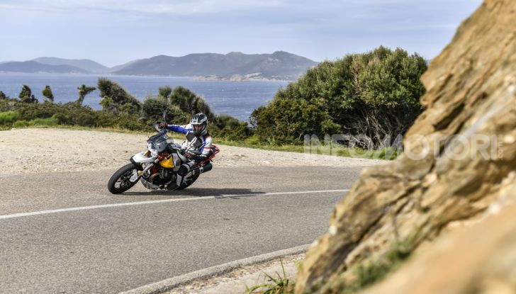 Moto Guzzi V85TT: tutte le novità della versione 2021 - Foto 13 di 116