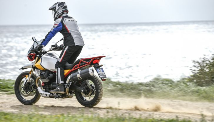 Moto Guzzi V85TT: tutte le novità della versione 2021 - Foto 36 di 116