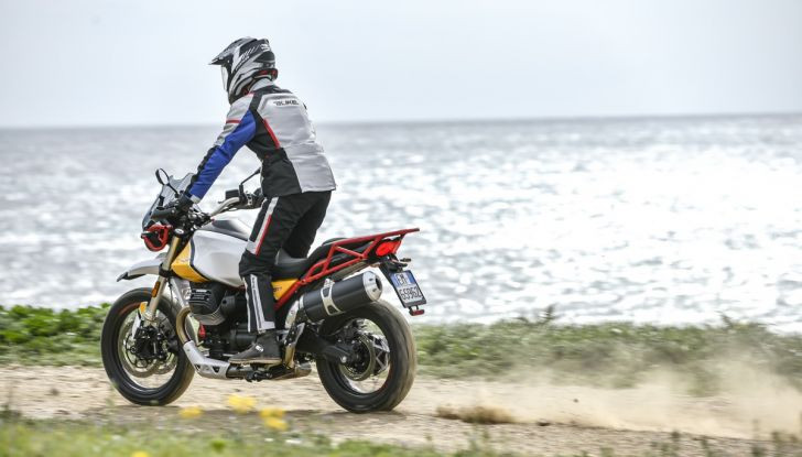 Moto Guzzi V85TT: tutte le novità della versione 2021 - Foto 37 di 116