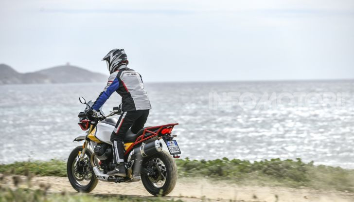 Moto Guzzi V85TT: tutte le novità della versione 2021 - Foto 38 di 116