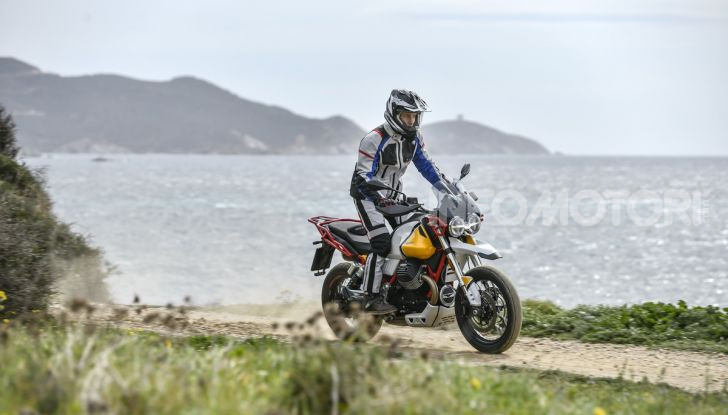 Moto Guzzi V85TT: tutte le novità della versione 2021 - Foto 40 di 116
