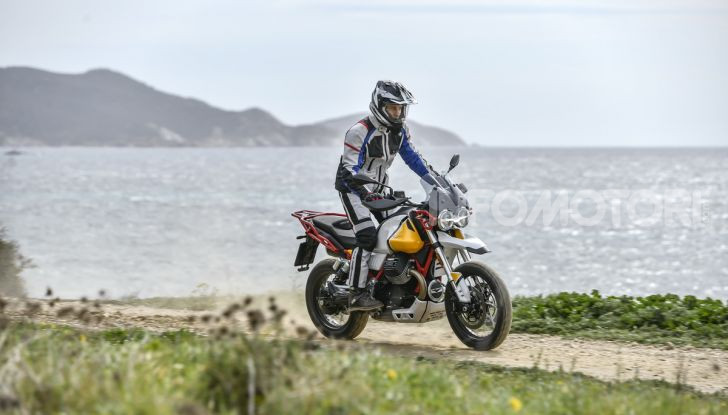 Moto Guzzi V85TT: tutte le novità della versione 2021 - Foto 41 di 116