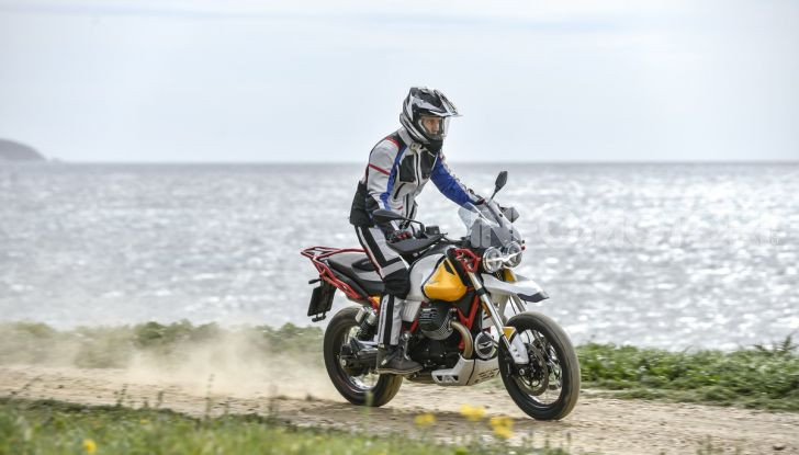 Moto Guzzi V85TT: tutte le novità della versione 2021 - Foto 42 di 116