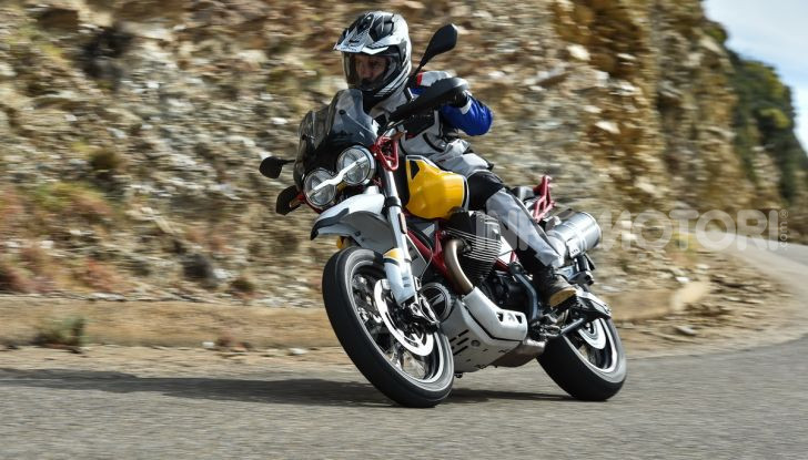 Moto Guzzi V85TT: tutte le novità della versione 2021 - Foto 60 di 116