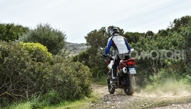 Moto Guzzi V85TT: tutte le novità della versione 2021 - Foto 69 di 116