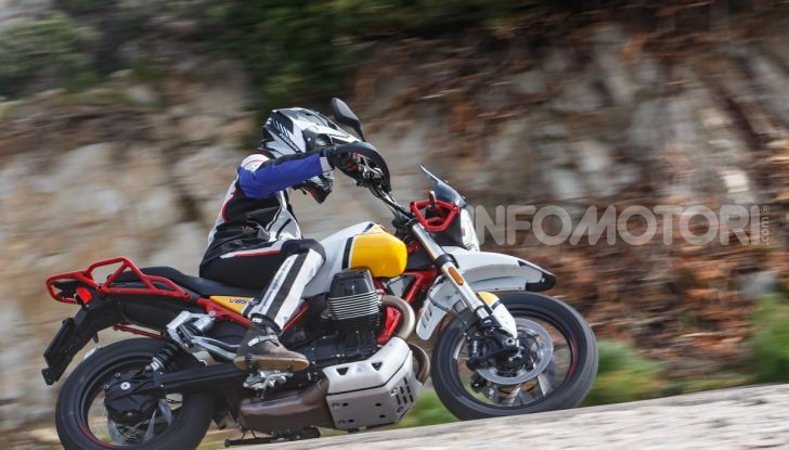 Moto Guzzi V85TT: tutte le novità della versione 2021 - Foto 92 di 116