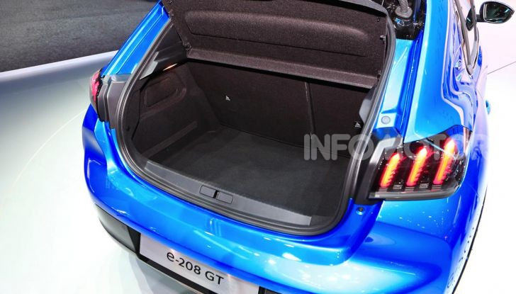 Peugeot e-208 elettrica: dati, caratteristiche e prestazioni - Foto 13 di 20