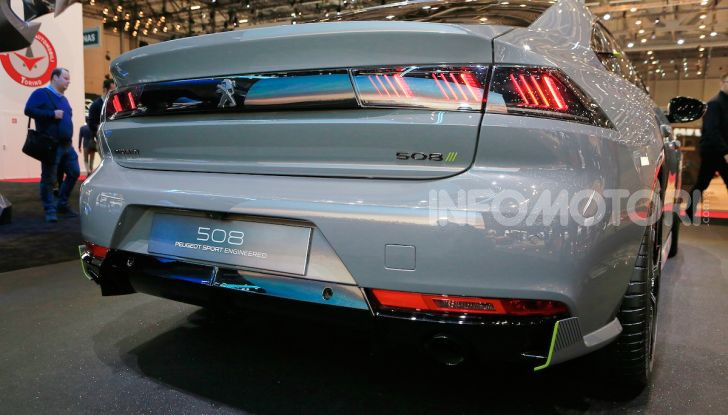 In viaggio verso Ginevra e nel futuro elettrificato con Peugeot - Foto 31 di 49