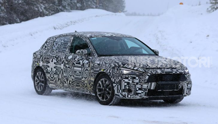 Nuova Seat Leon 2020, linee riviste e tecnologia ibrida - Foto 11 di 31