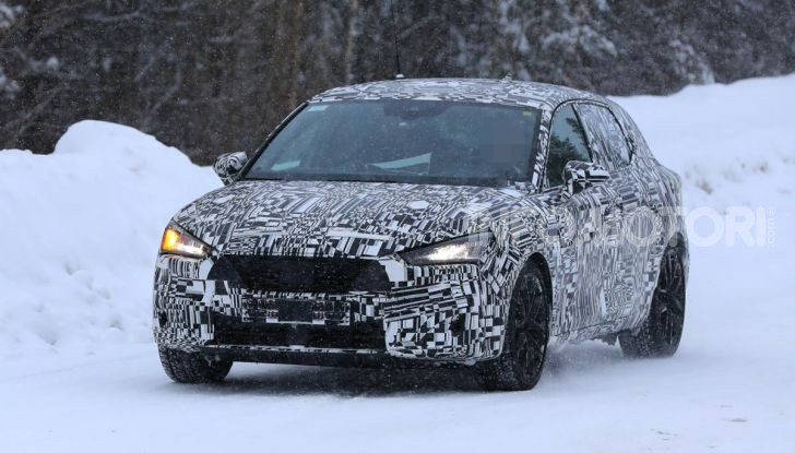 Nuova Seat Leon 2020, linee riviste e tecnologia ibrida - Foto 10 di 31