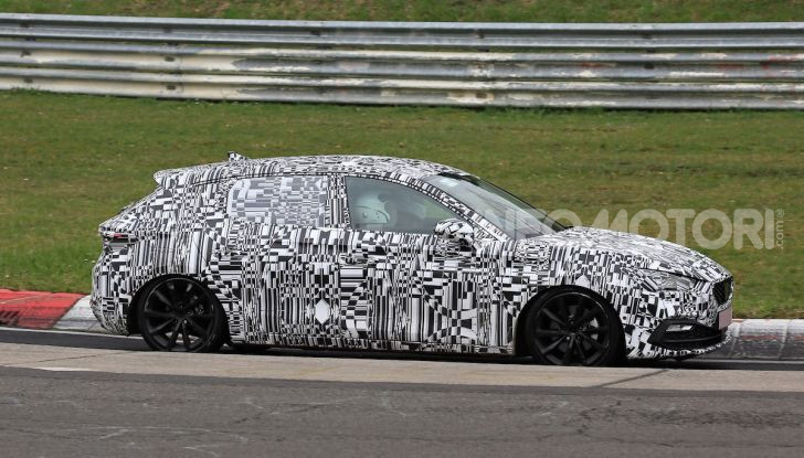 Nuova Seat Leon 2020, linee riviste e tecnologia ibrida - Foto 5 di 31