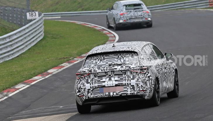 Nuova Seat Leon 2020, linee riviste e tecnologia ibrida - Foto 4 di 31