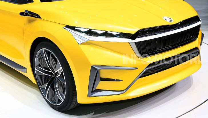 Skoda Vision iV: a Ginevra arriva l’auto elettrica del futuro - Foto 18 di 35