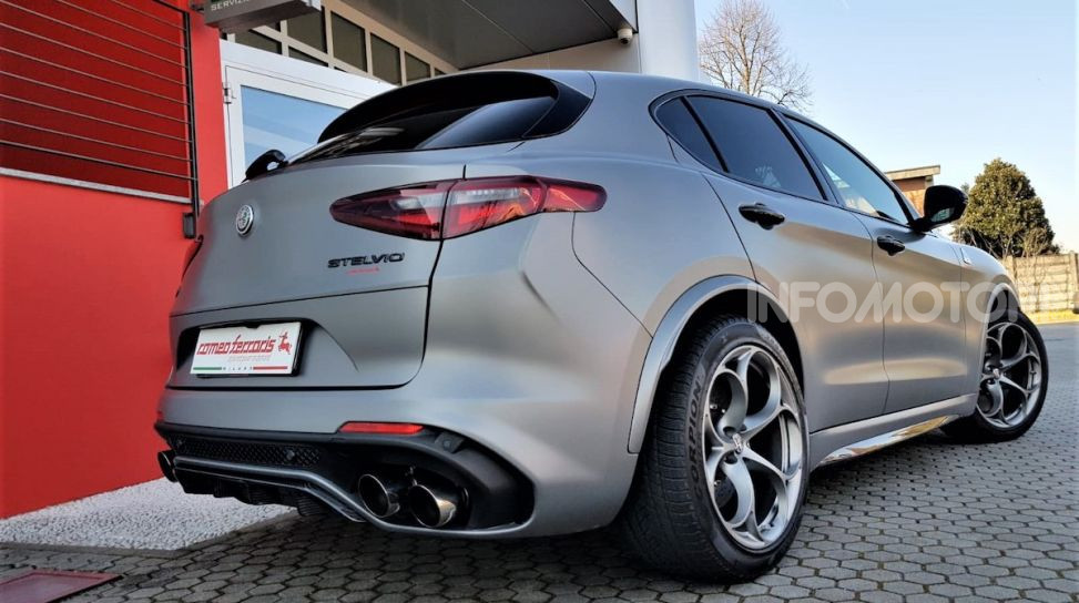 DALLA BBR LA REPLICA DELL'ALFA ROMEO STELVIO N.RING IN SOLI 20 ESEMPLARI –  Registro Italiano Alfa Romeo