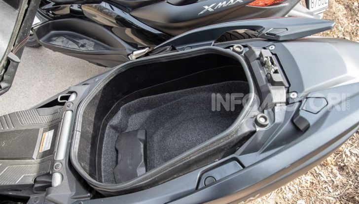 Comparativa scooter 400: Suzuki Burgman, Yamaha XMAX e BMW C400X - Foto 35 di 61